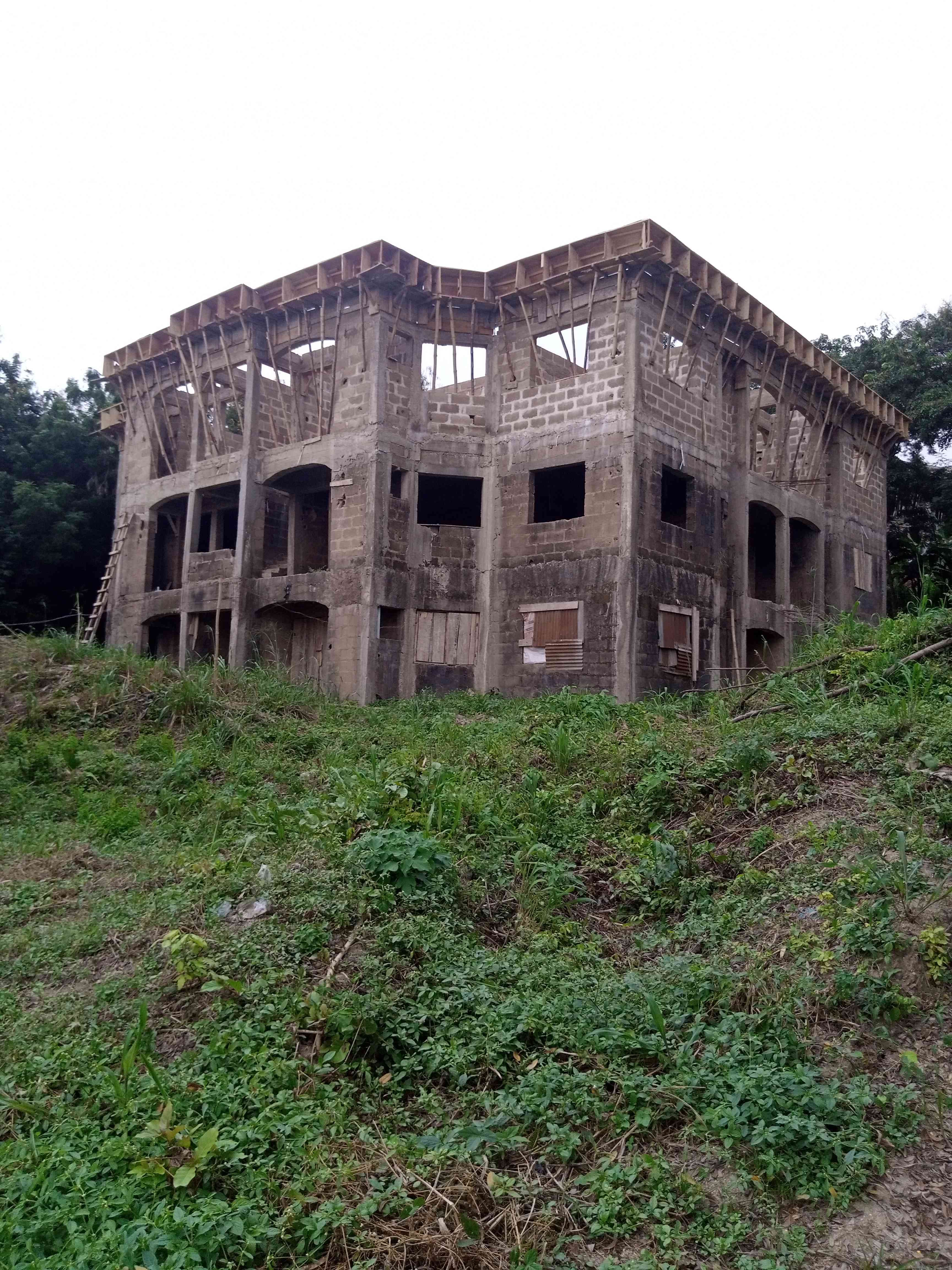 Construction Of 1 No Storey Building Consisting Of 16 Self Contained Rooms For House Officers And Interns