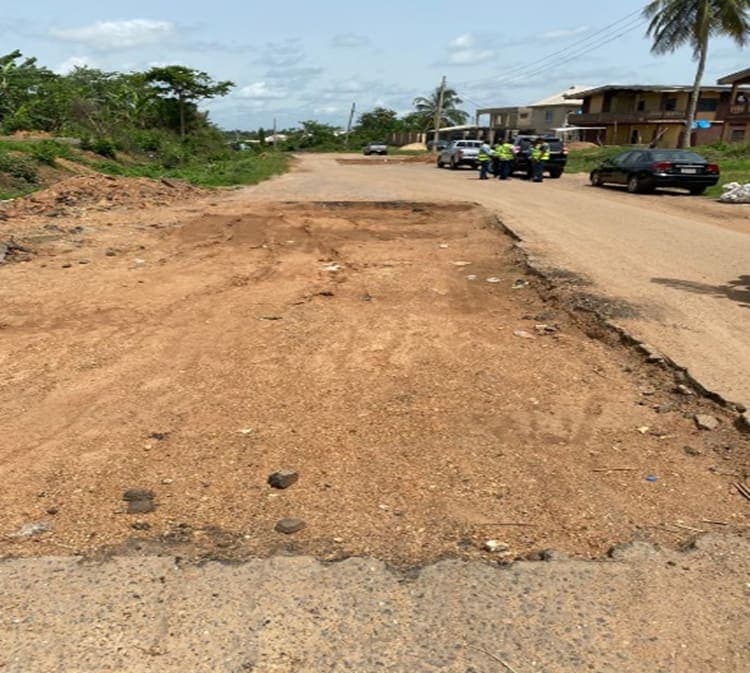 Special Emergency Maintenance Repairs Of Itoikin-Ijebu Ode-Mamu-Oyo State Border Road (Ch.0+000 Ch.54+000) In Ogun State