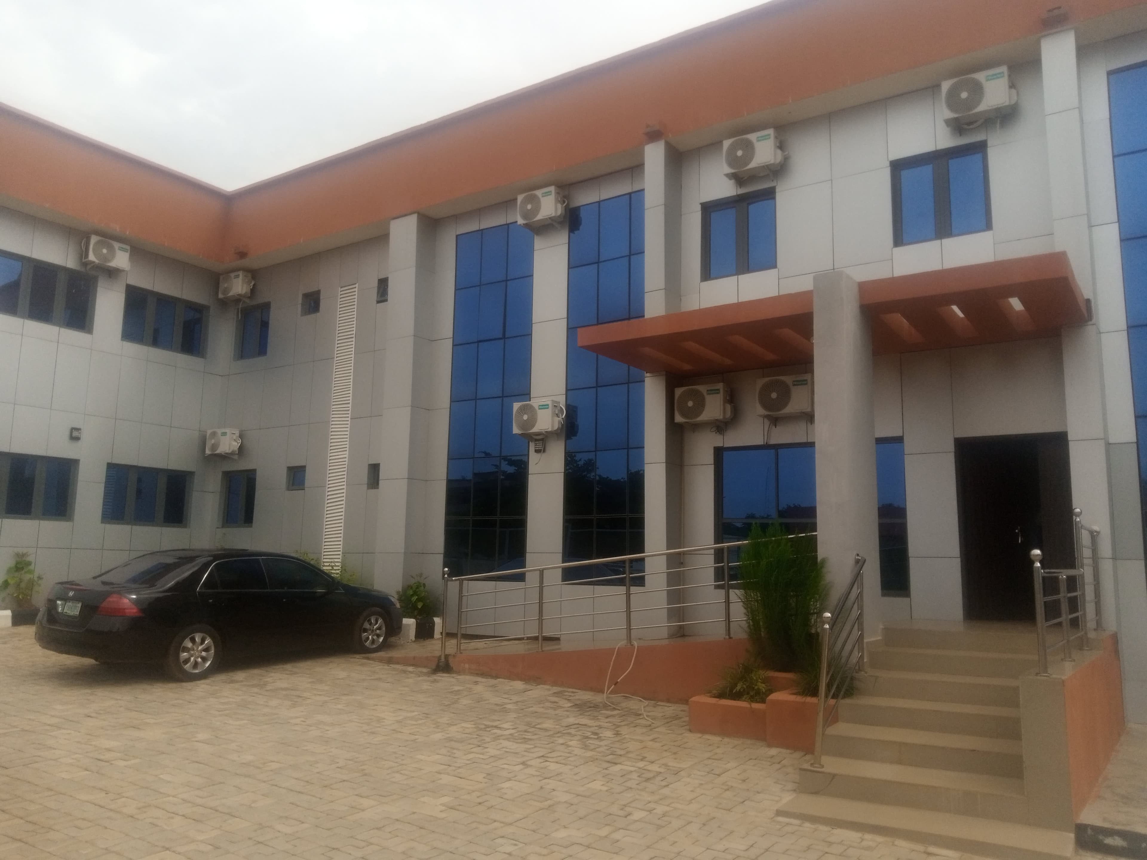 Construction Of Oncology/Radiotherapy Centre