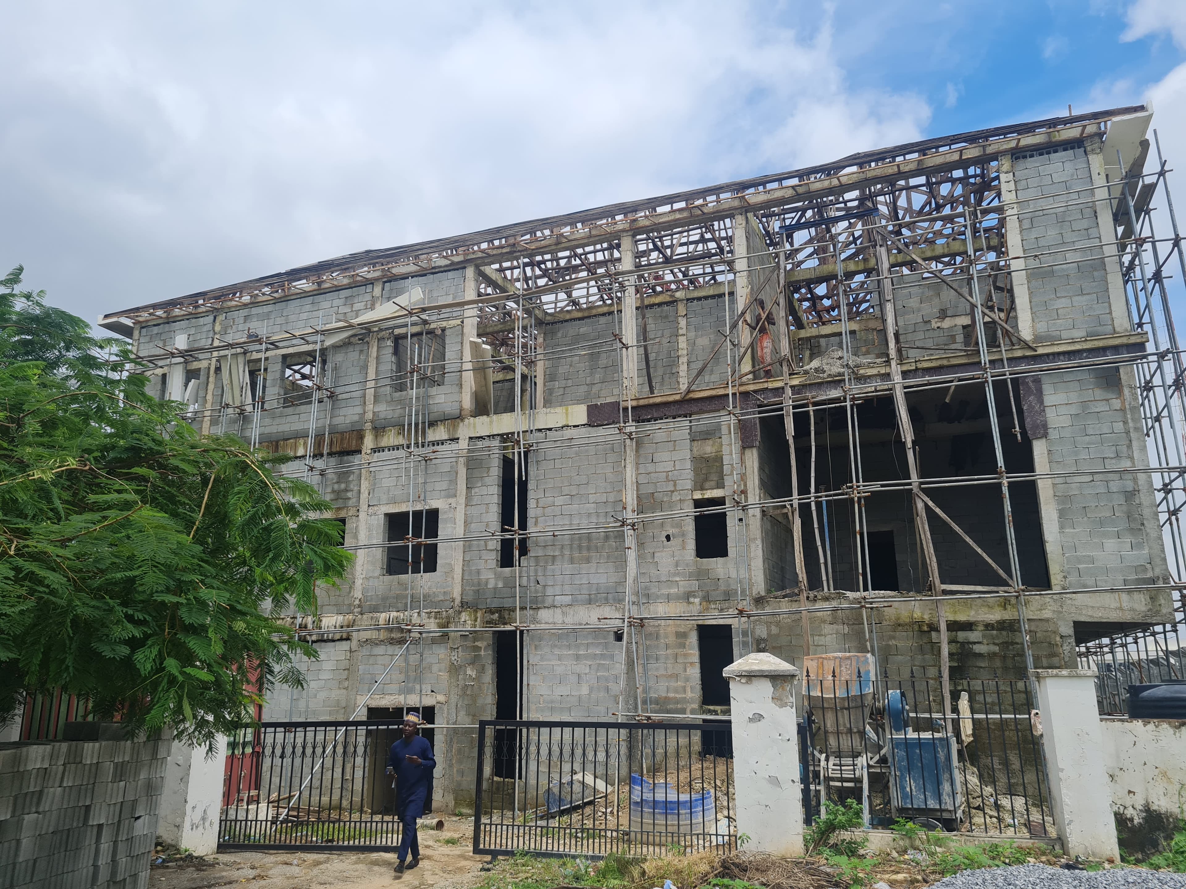 Completion Of Reconstruct Ophthalmic Complex